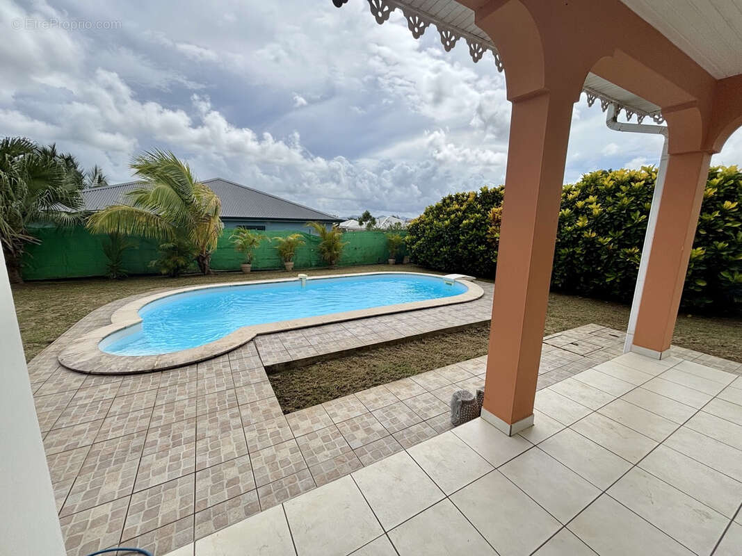 Maison à LE LAMENTIN