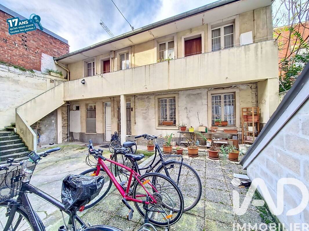 Photo 1 - Maison à SAINT-OUEN