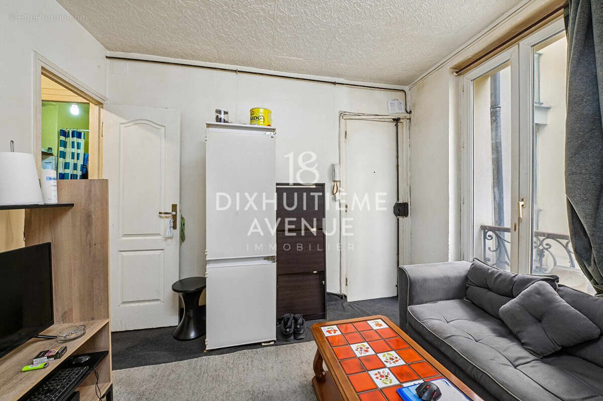 Appartement à PARIS-18E
