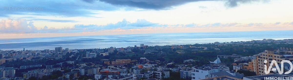 Photo 1 - Appartement à SAINT-DENIS