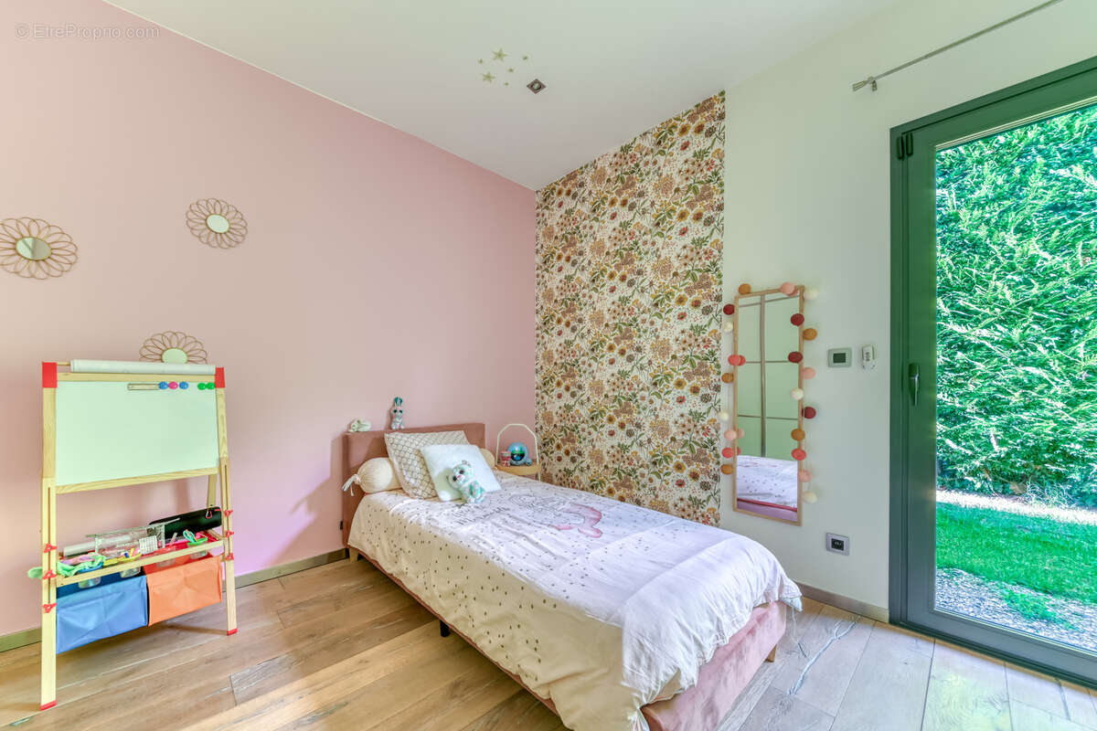 Maison à SAINT-CYR-AU-MONT-D'OR