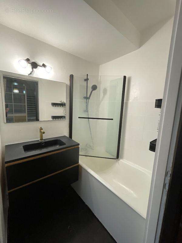 Appartement à FRESNES