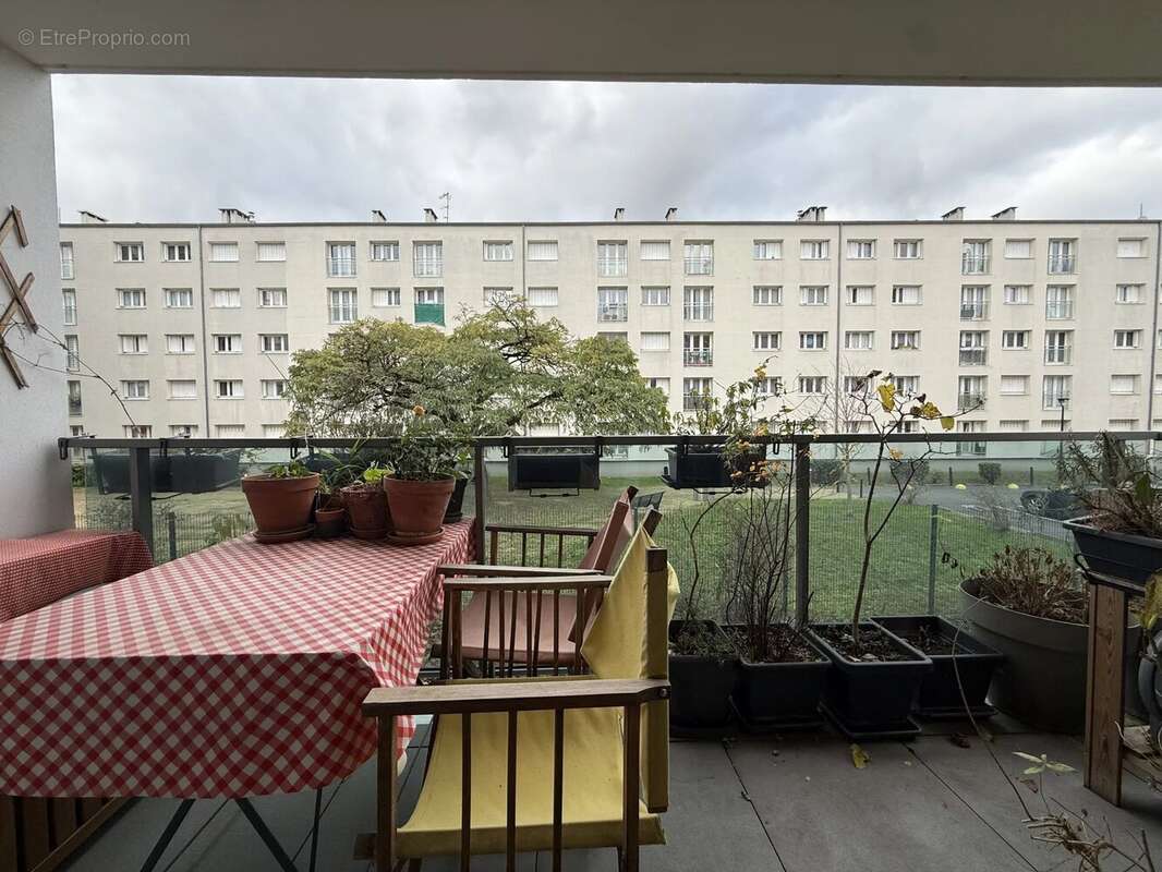 Appartement à ROMAINVILLE