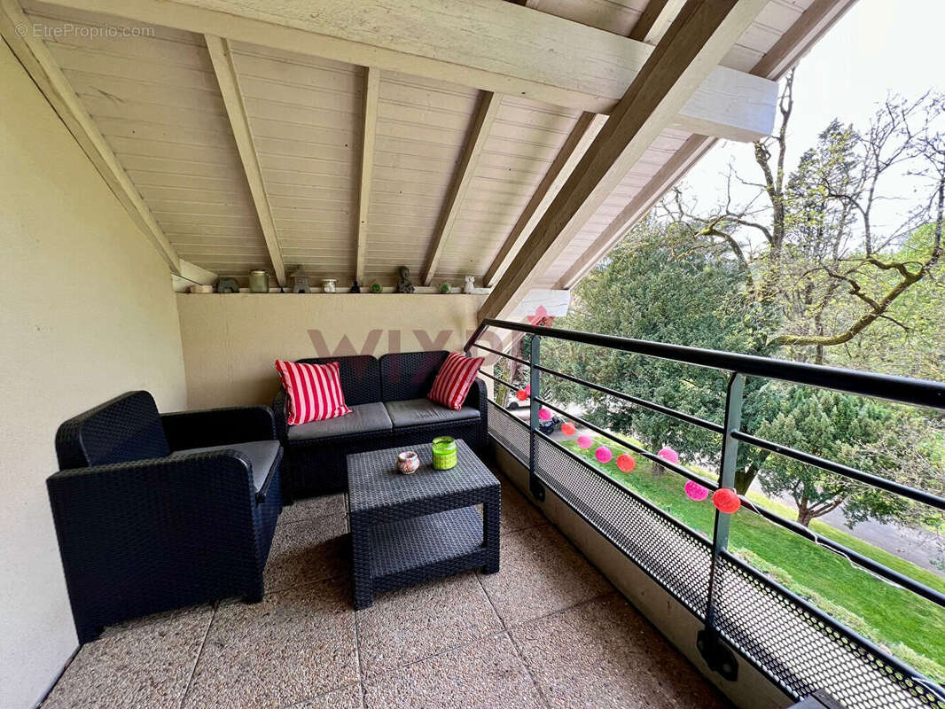 Appartement à SAINT-NAZAIRE-LES-EYMES