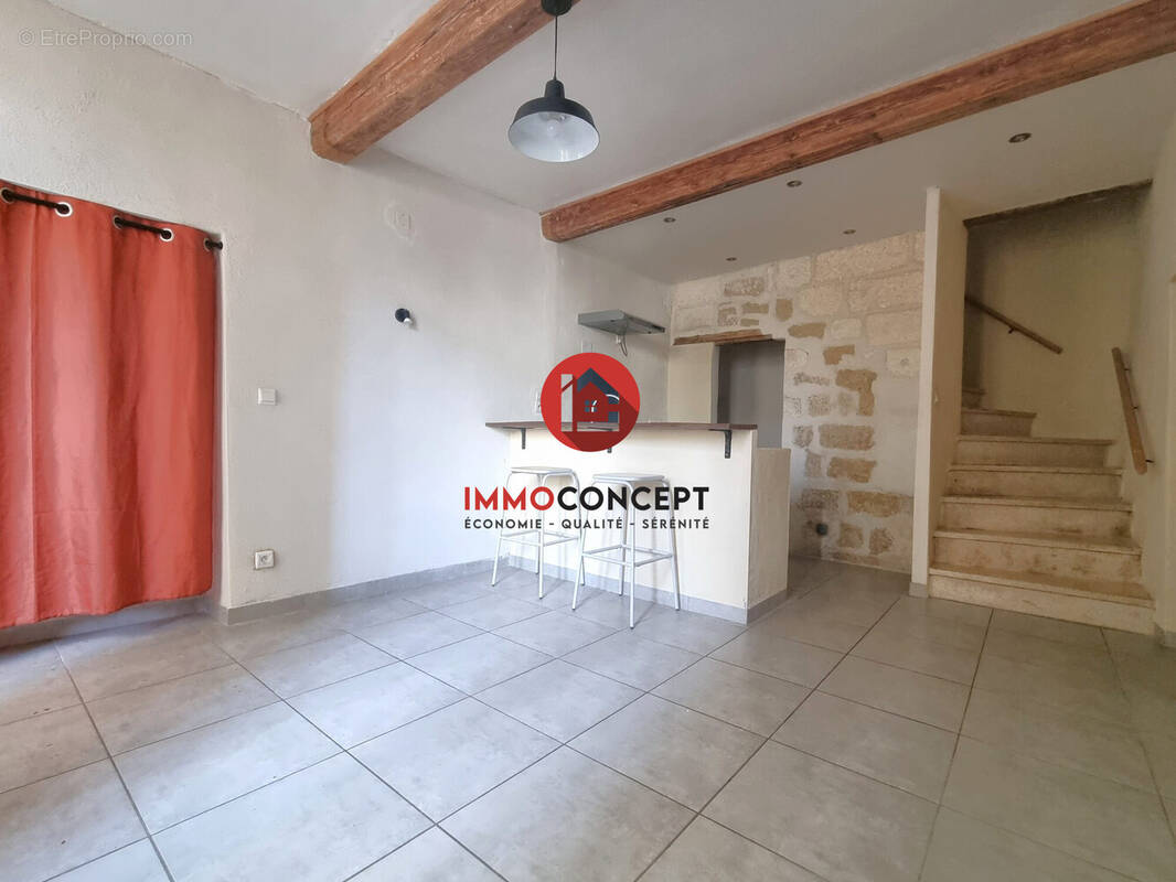 Séjour - Maison à ROQUEMAURE
