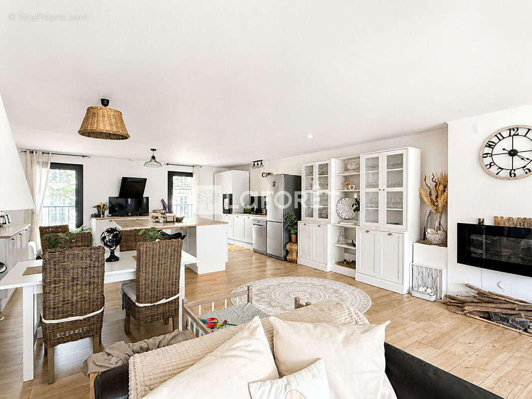 Appartement à SAINTES