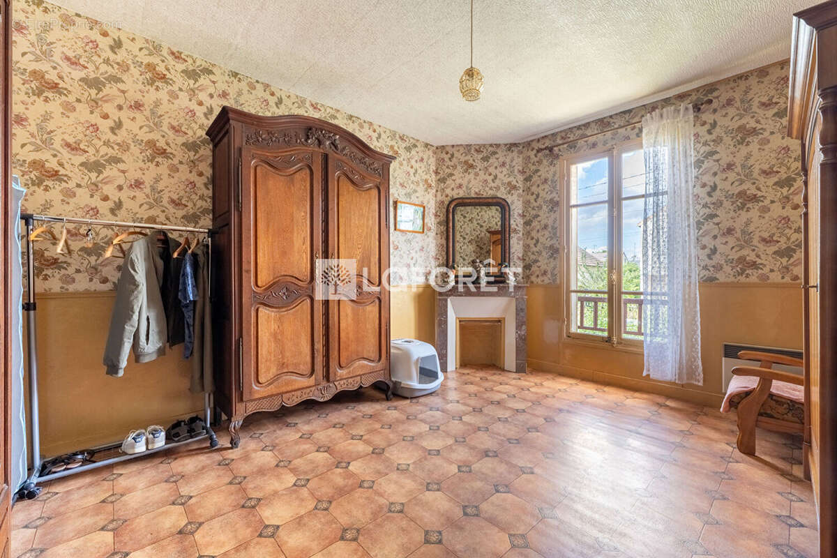 Maison à CONFLANS-SAINTE-HONORINE