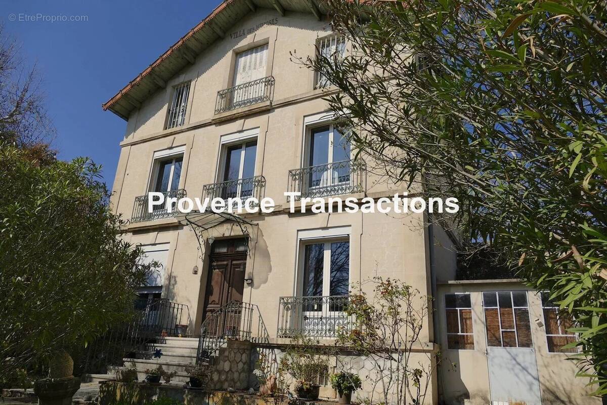 Maison à VAISON-LA-ROMAINE