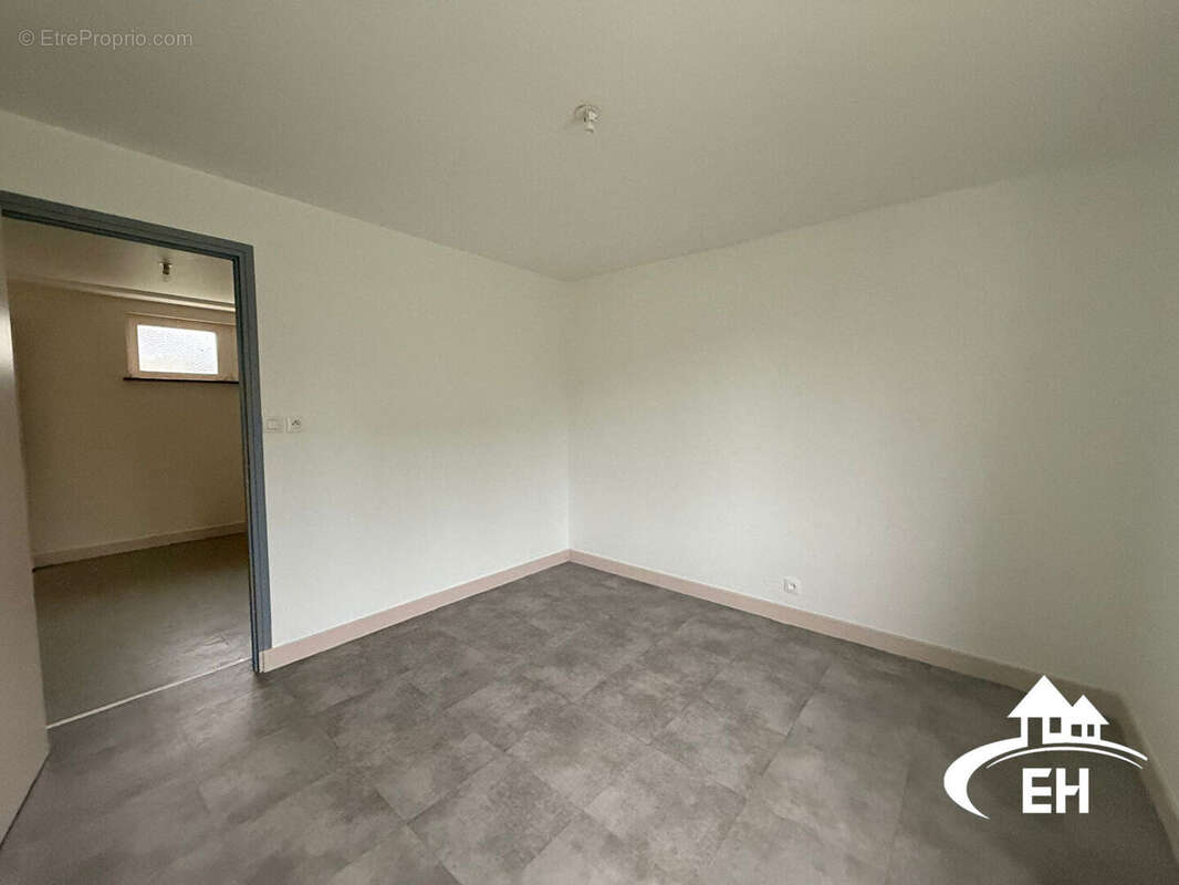 Maison à SAINTE-GAUBURGE-SAINTE-COLOMBE