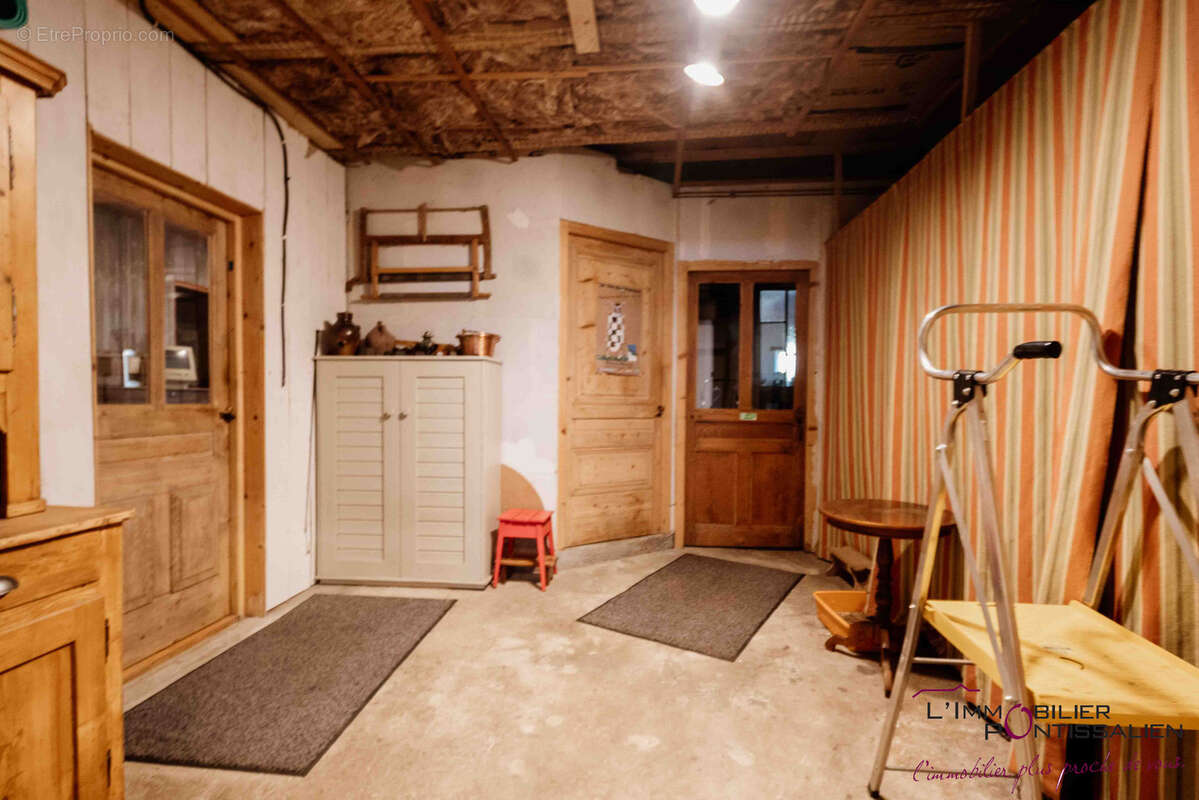 Ferme de village rénovée PETITE-CHAUX fort potentielle - photo 14