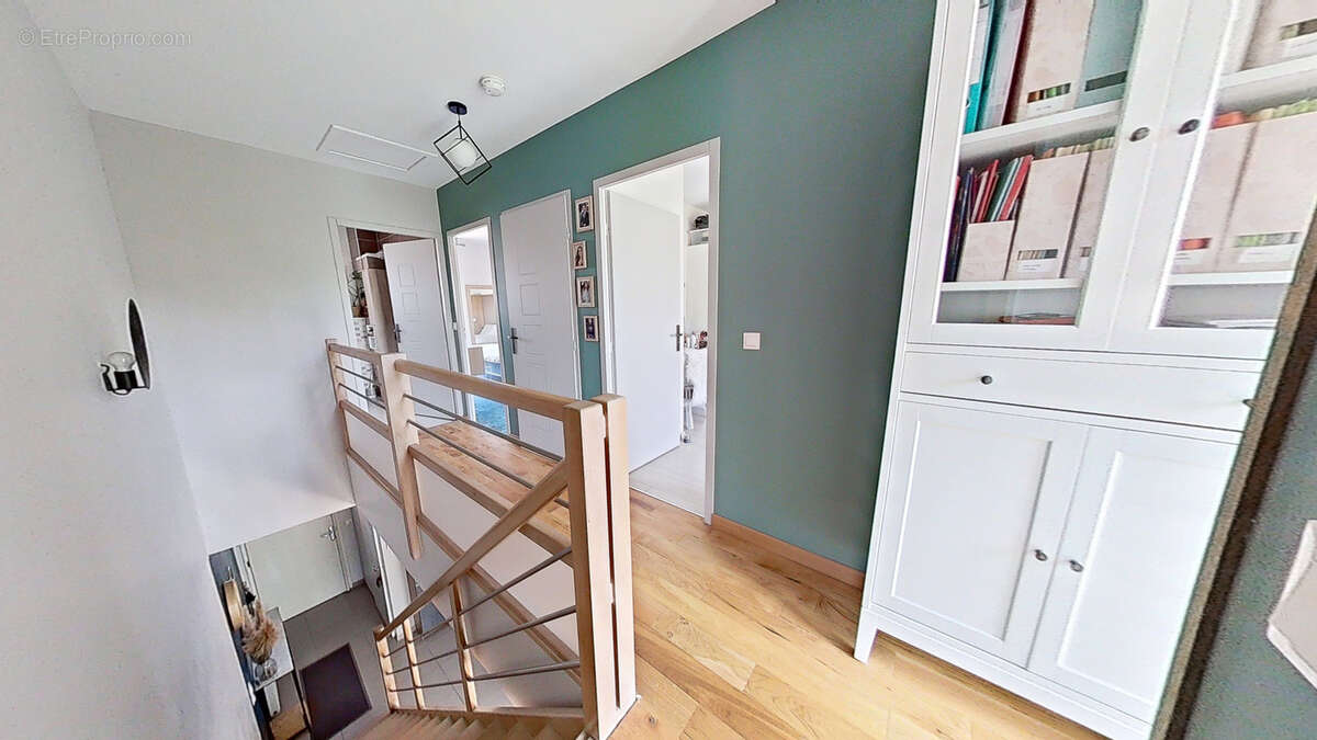 Maison à CHAMPAGNE-AU-MONT-D&#039;OR