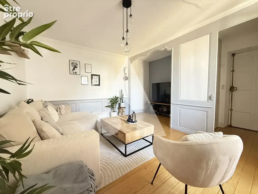 Appartement Lons Le Saunier 3 pièce(s) 98 m2 - photo 9