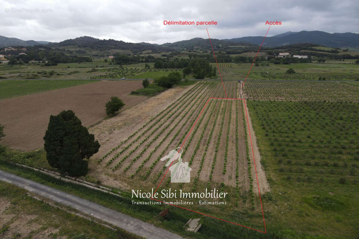 Terrain à ESTAGEL