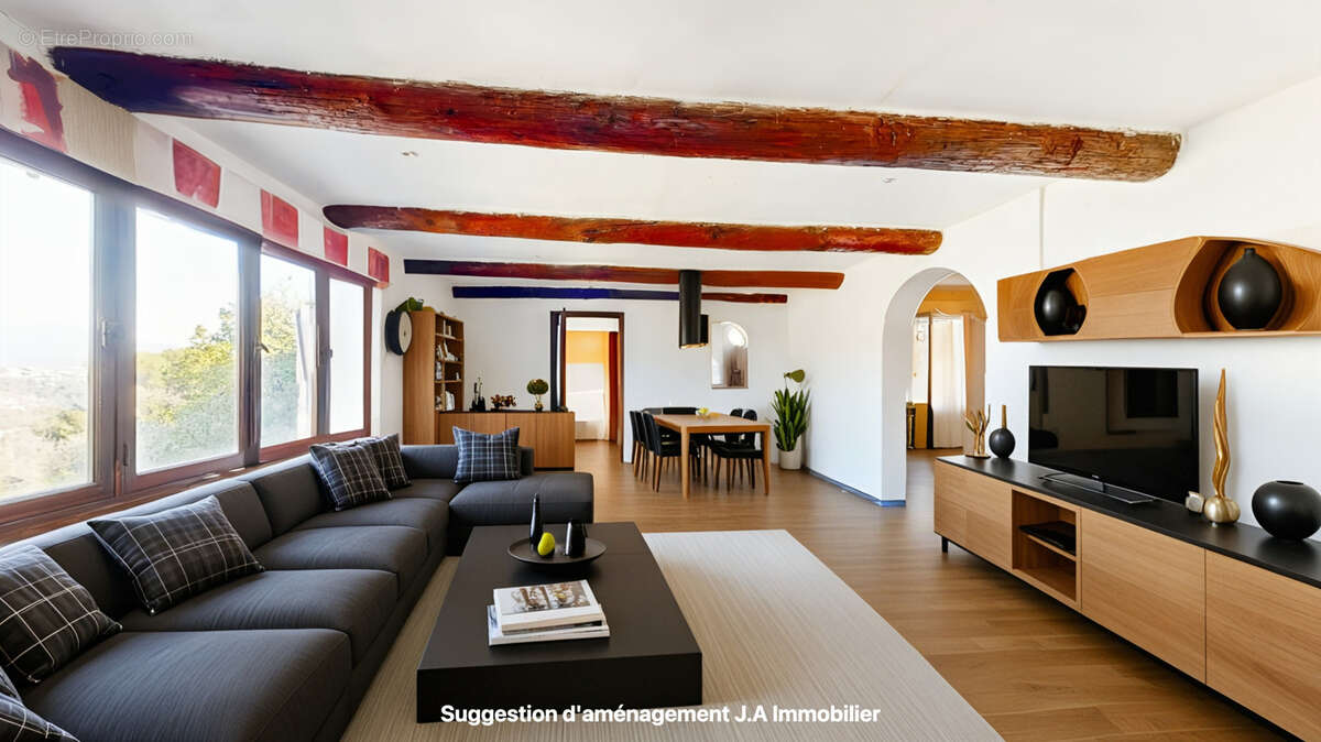 Maison à rénover, piscine, terrain 1660 m2 - photo 8