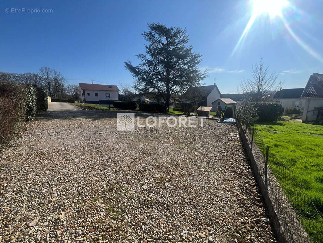 Maison à LONS-LE-SAUNIER