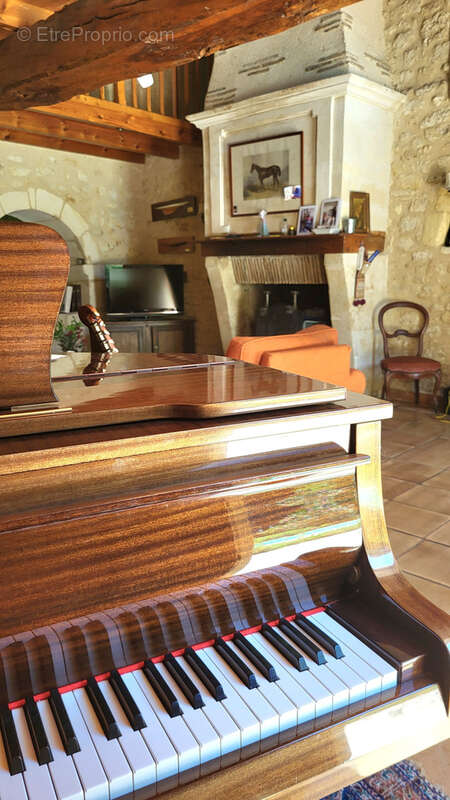 Maison à SAINT-ANDRE-DE-CUBZAC