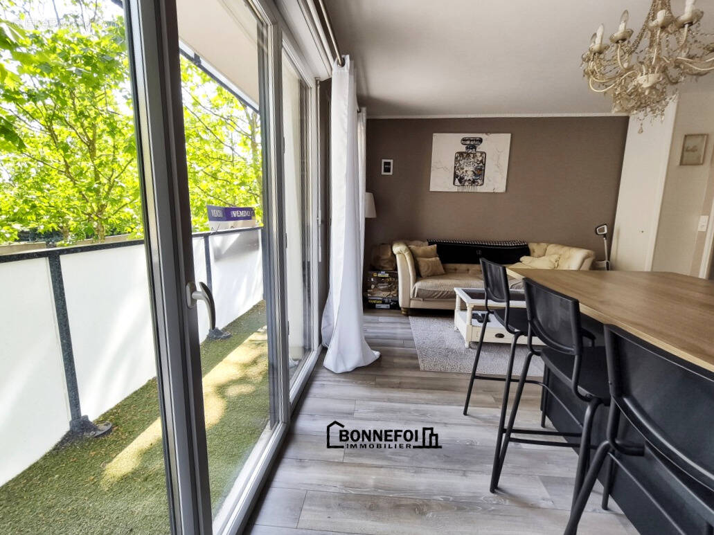 Appartement à CHAMPIGNY-SUR-MARNE