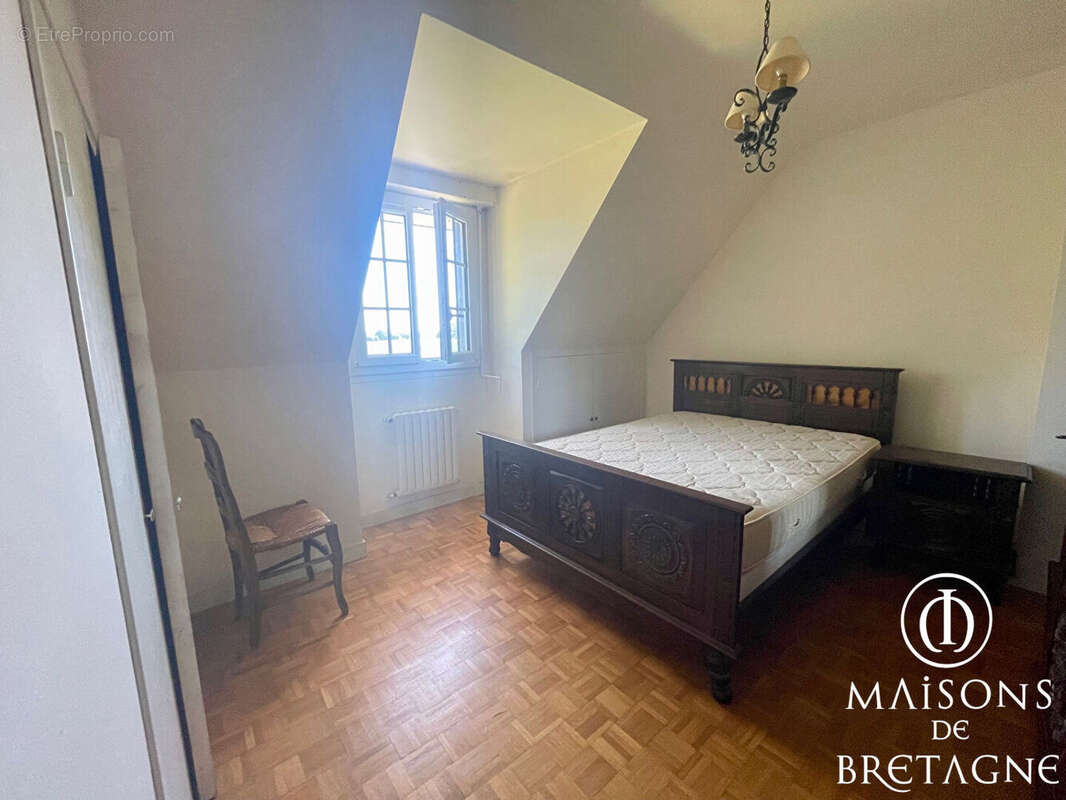 Maison et dépendance LE TREVOUX - photo 9