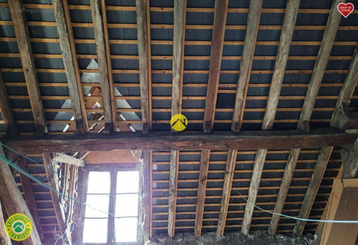 Maison à MEHUN-SUR-YEVRE