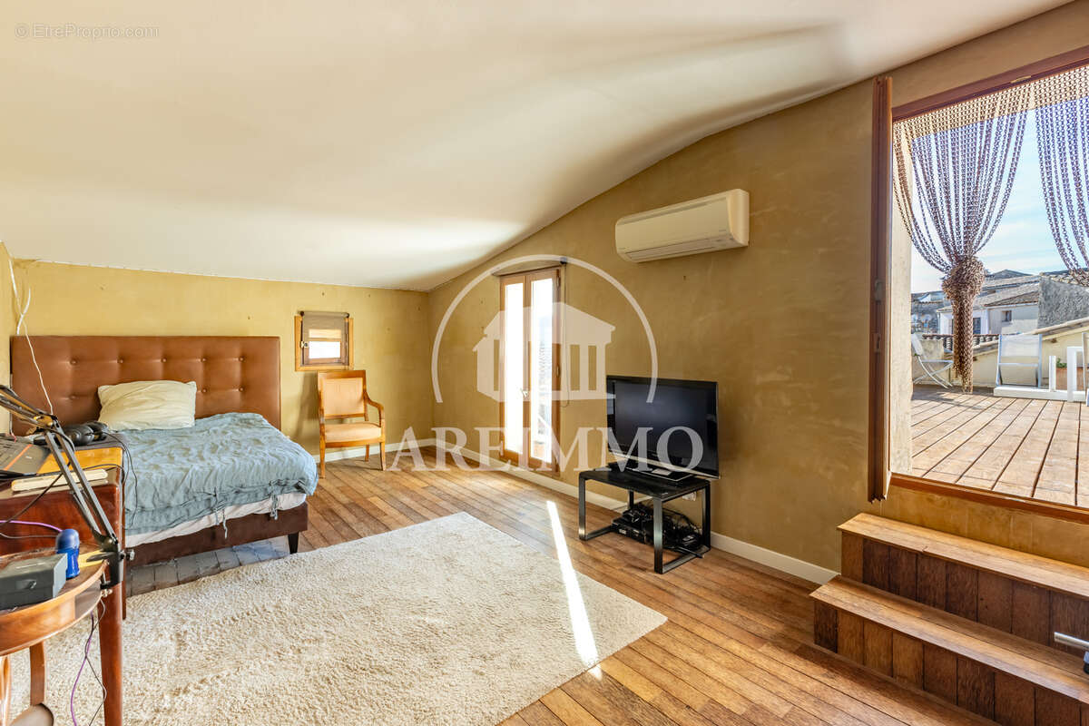 Maison à SAINT-MARTIN-DE-LONDRES