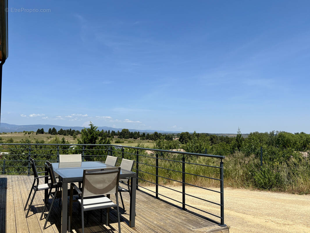 Villa récente de plain-pied   Carcassonne Est   4 pièces   Terrain 1000 m2 - photo 3