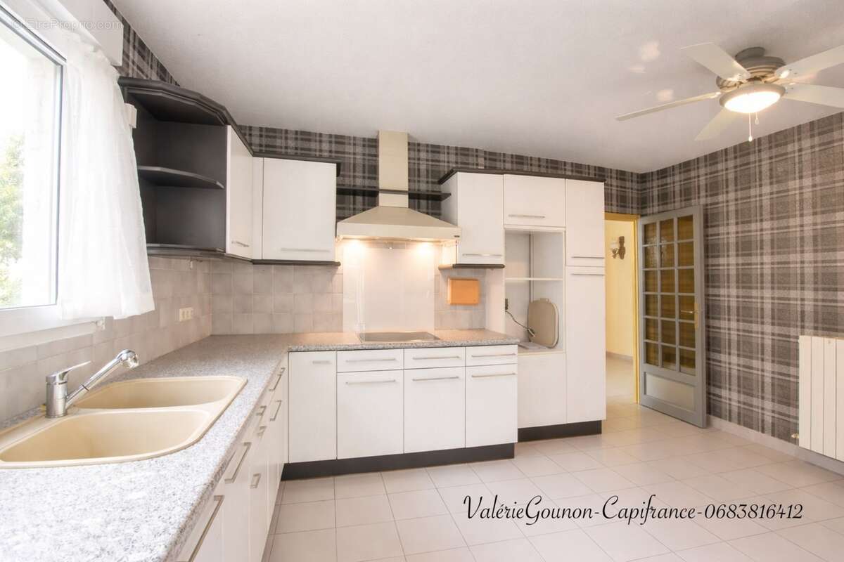 Maison à vendre 5 pièces JUVIGNAC (34),4 Chambres,130 m2, Terrain 645m2, Jardin,Sous-Sol total-Garage double-Piscine - photo 5