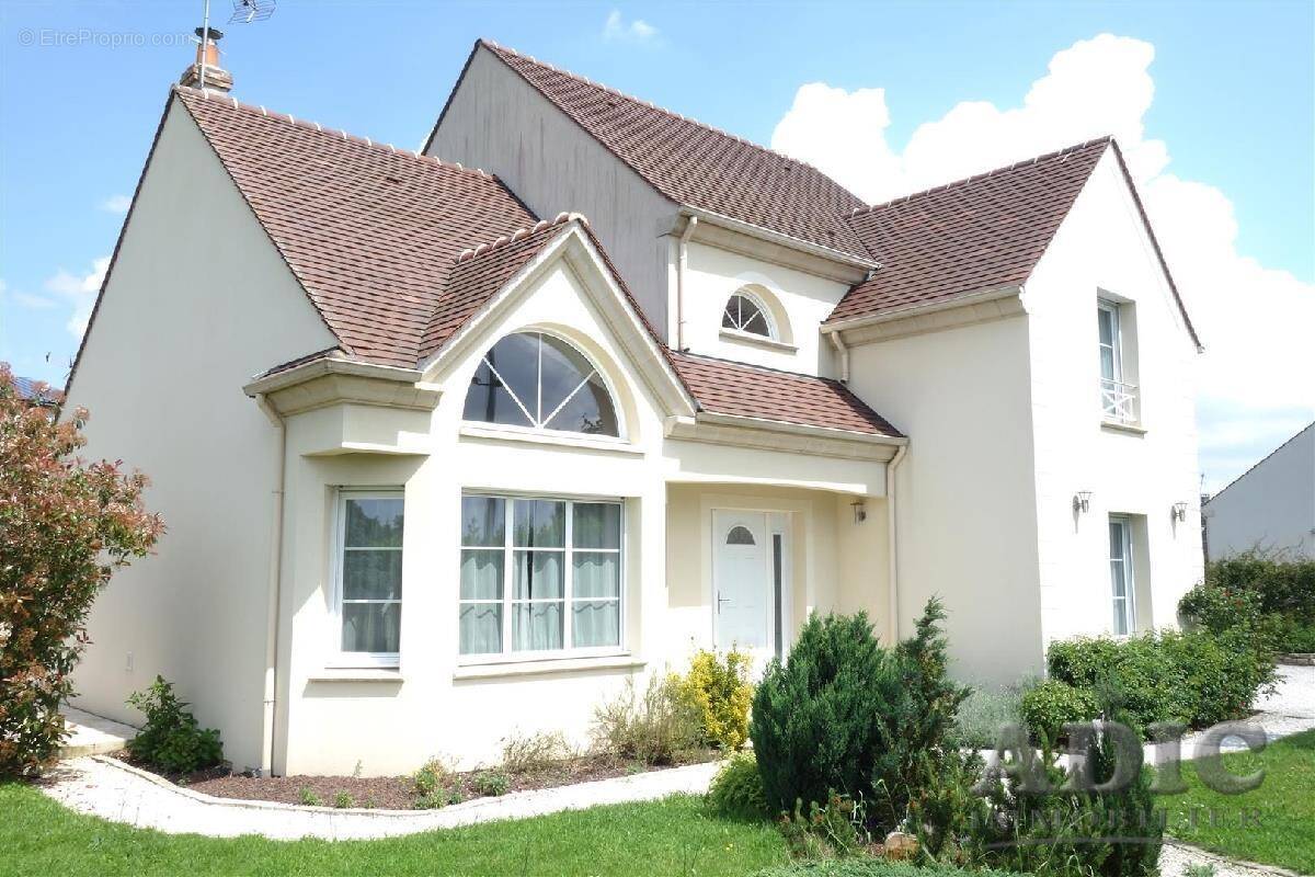Maison à OTHIS