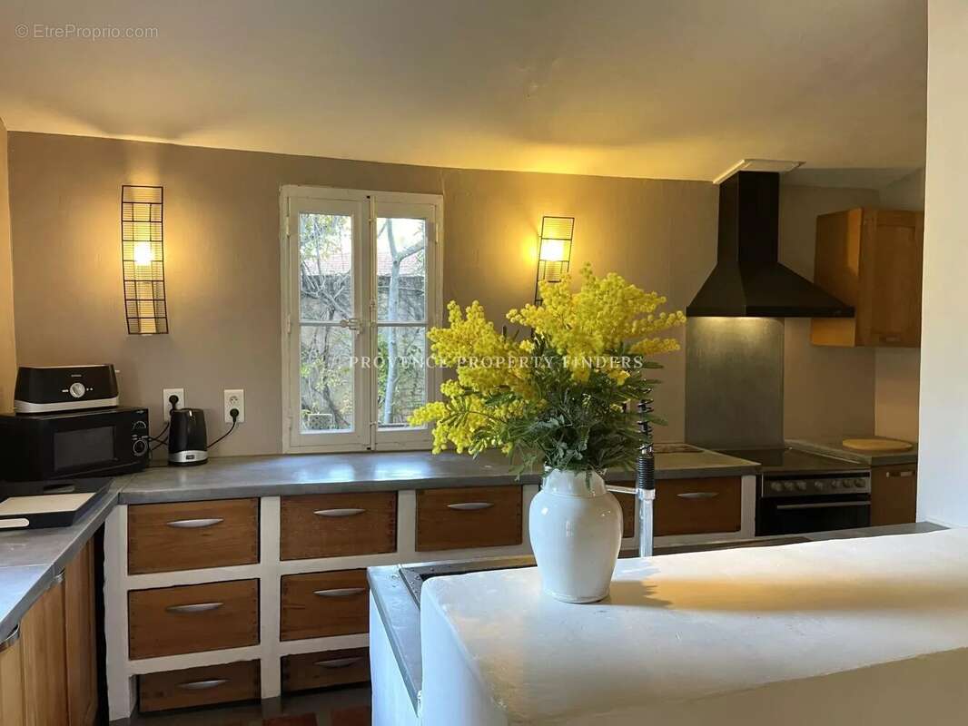 Maison à VILLECROZE