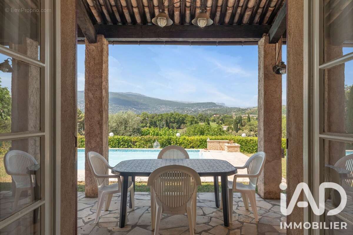 Photo 3 - Maison à MOUANS-SARTOUX