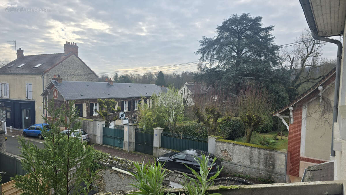 Appartement à LARDY