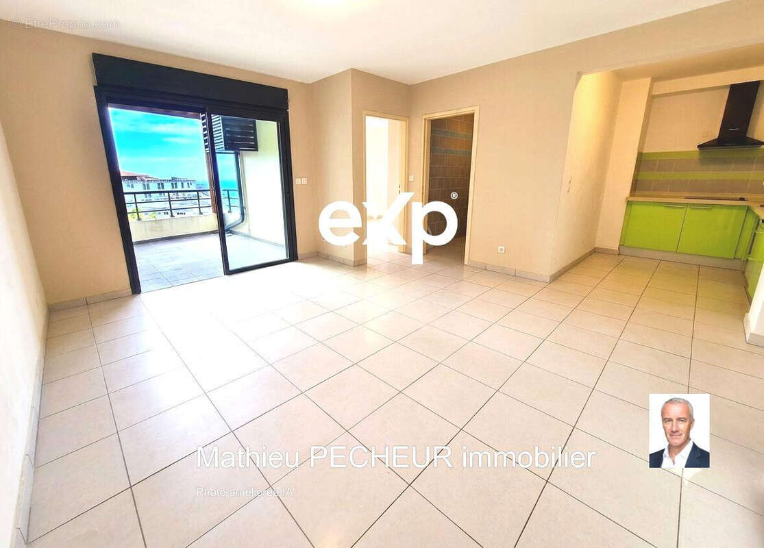 Appartement à SAINT-DENIS