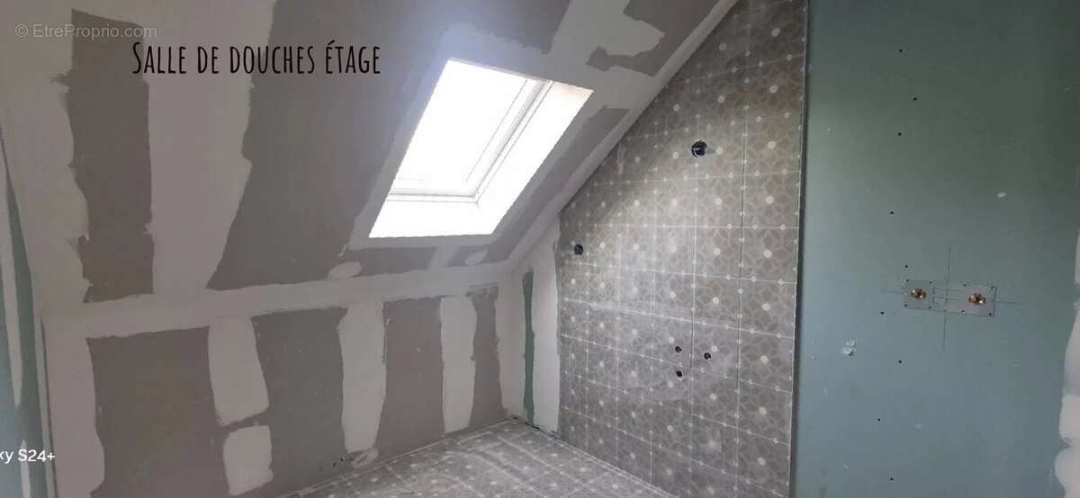 Maison à QUESNOY-SUR-DEULE