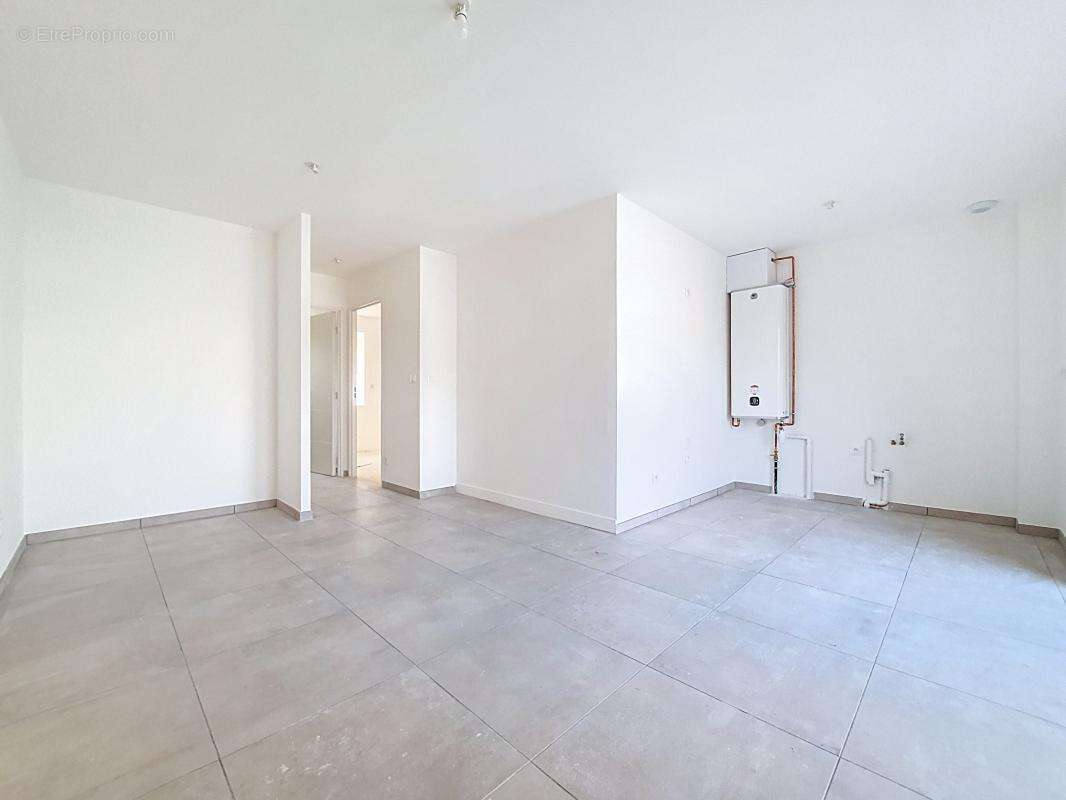 Appartement à VILLETTE-DE-VIENNE