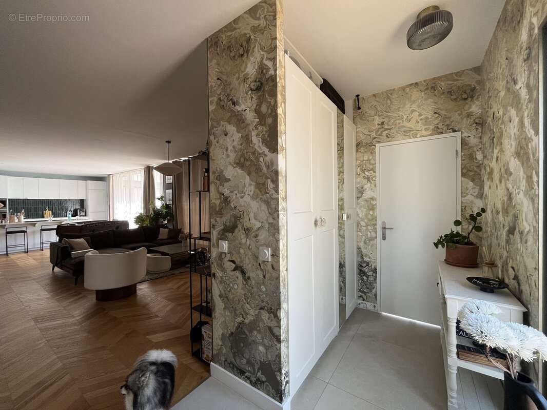 Maison à LOUPES