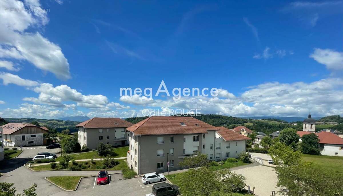 Appartement T2 avec terrasse et place de parking - photo 3
