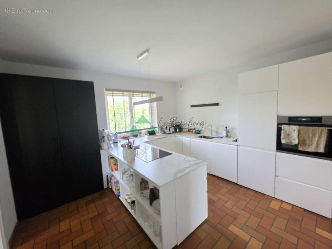 Spacieuse maison rénovée avec 5 chambres sur 18 ares - photo 8
