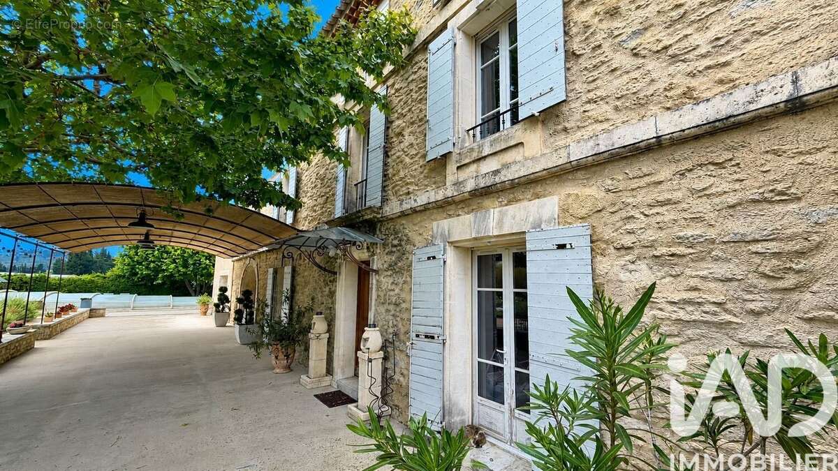 Photo 2 - Maison à BARBENTANE