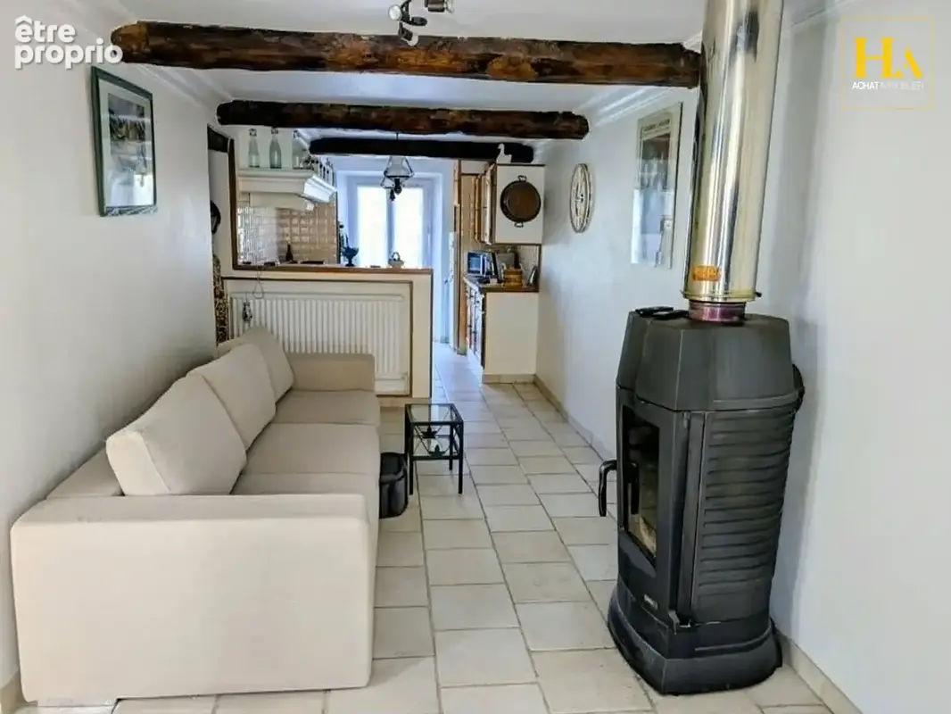 Immeuble / Maison de village au calme avec belle vue - photo 8