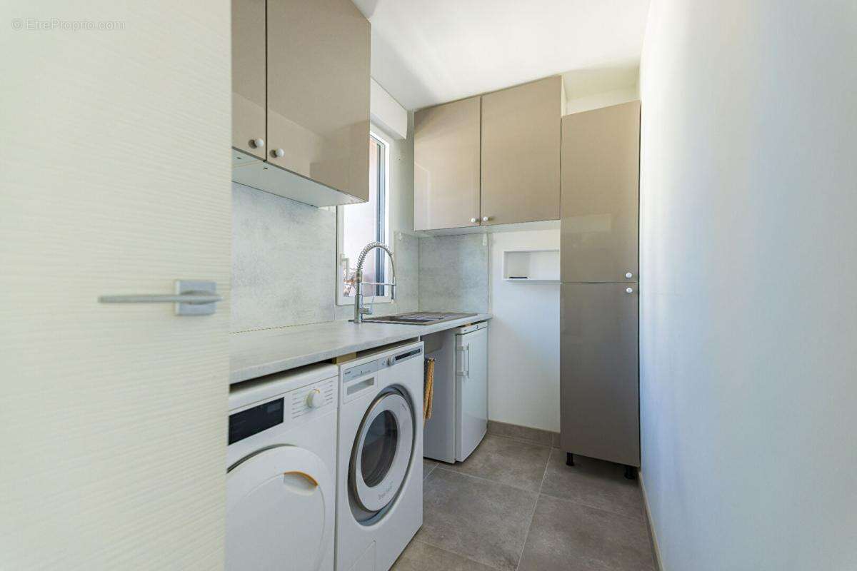 Appartement Vannes DUPLEX TERRASSE 6 pièce(s) 170 m2 - photo 6