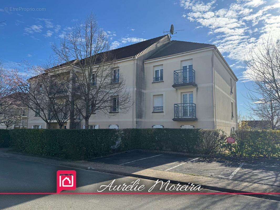 Appartement à LA CHAUSSEE-SAINT-VICTOR