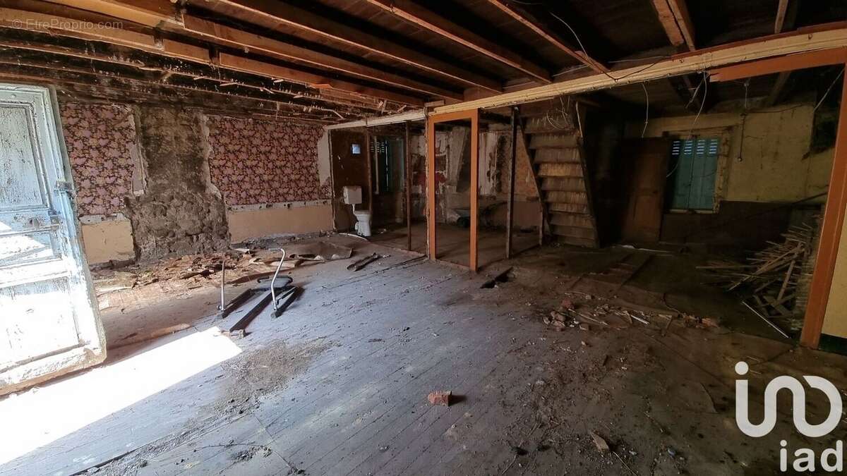 Photo 6 - Maison à MALVALETTE