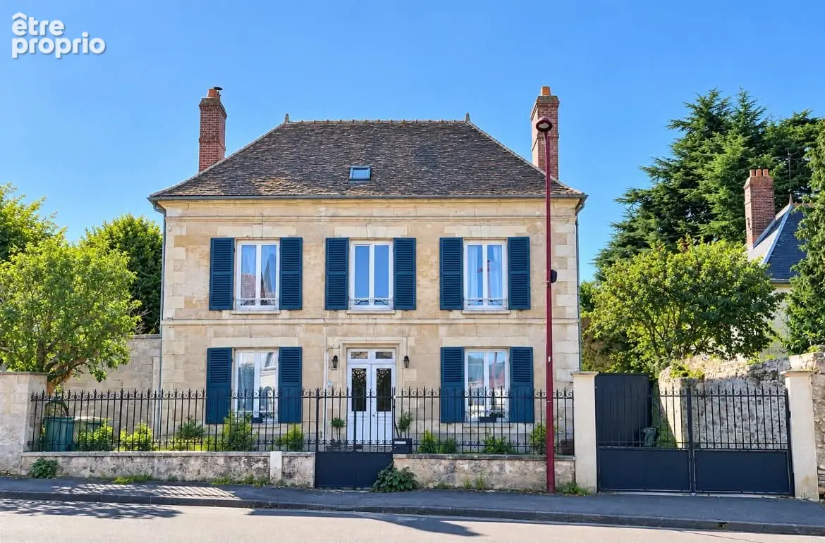 Maison à NEUILLY-SAINT-FRONT