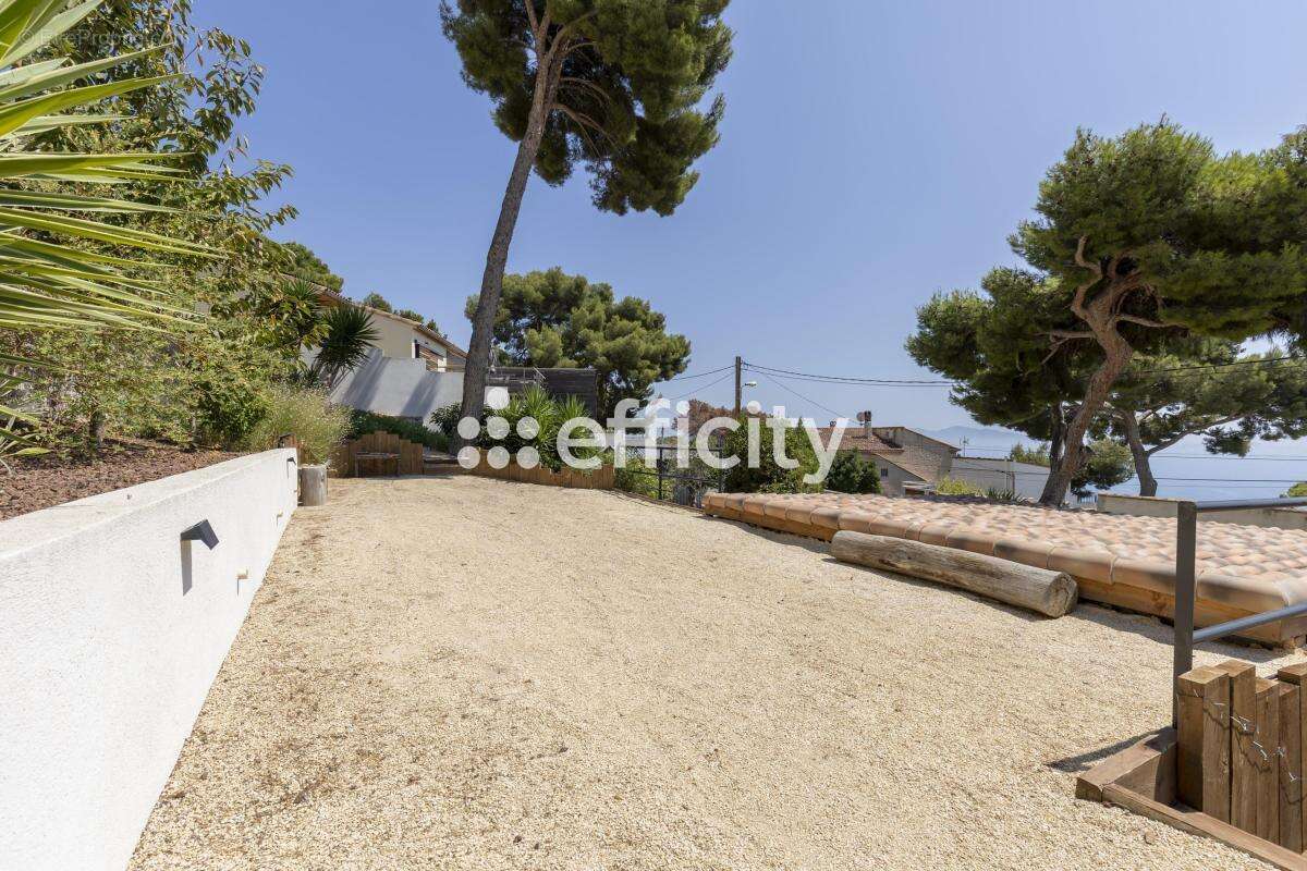Maison 134 m² à Marseille-16e  - photo 8