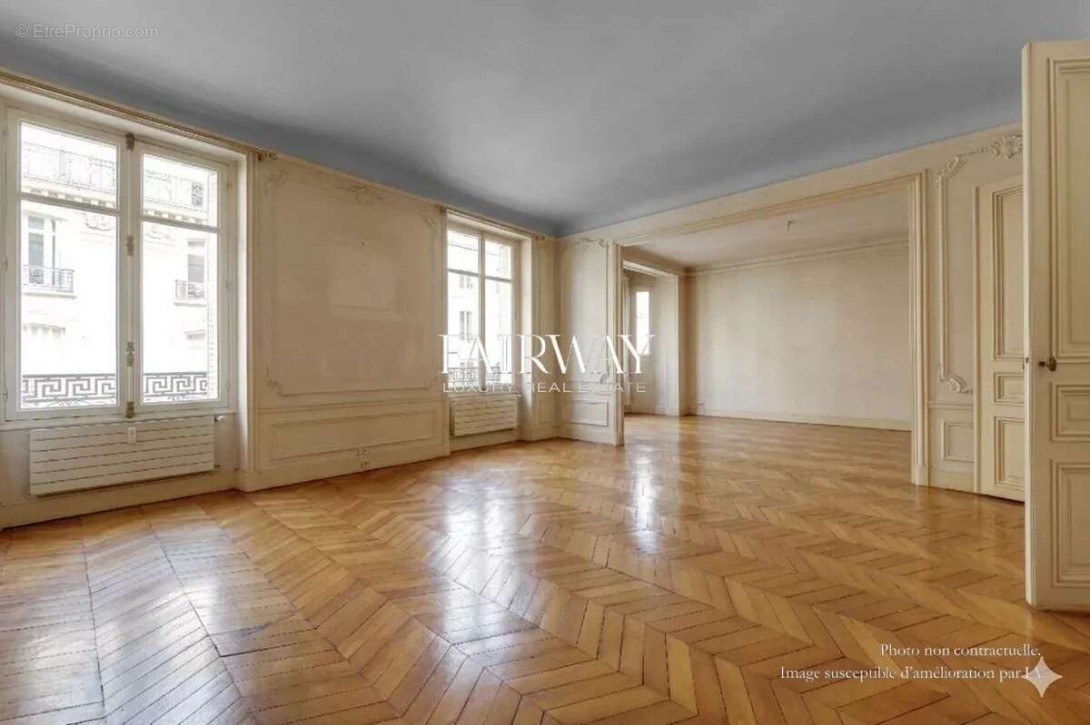 Appartement à PARIS-8E