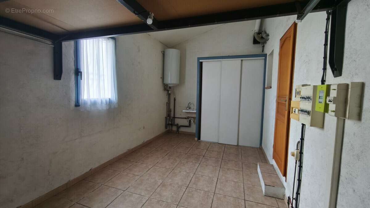 Appartement à BAGES