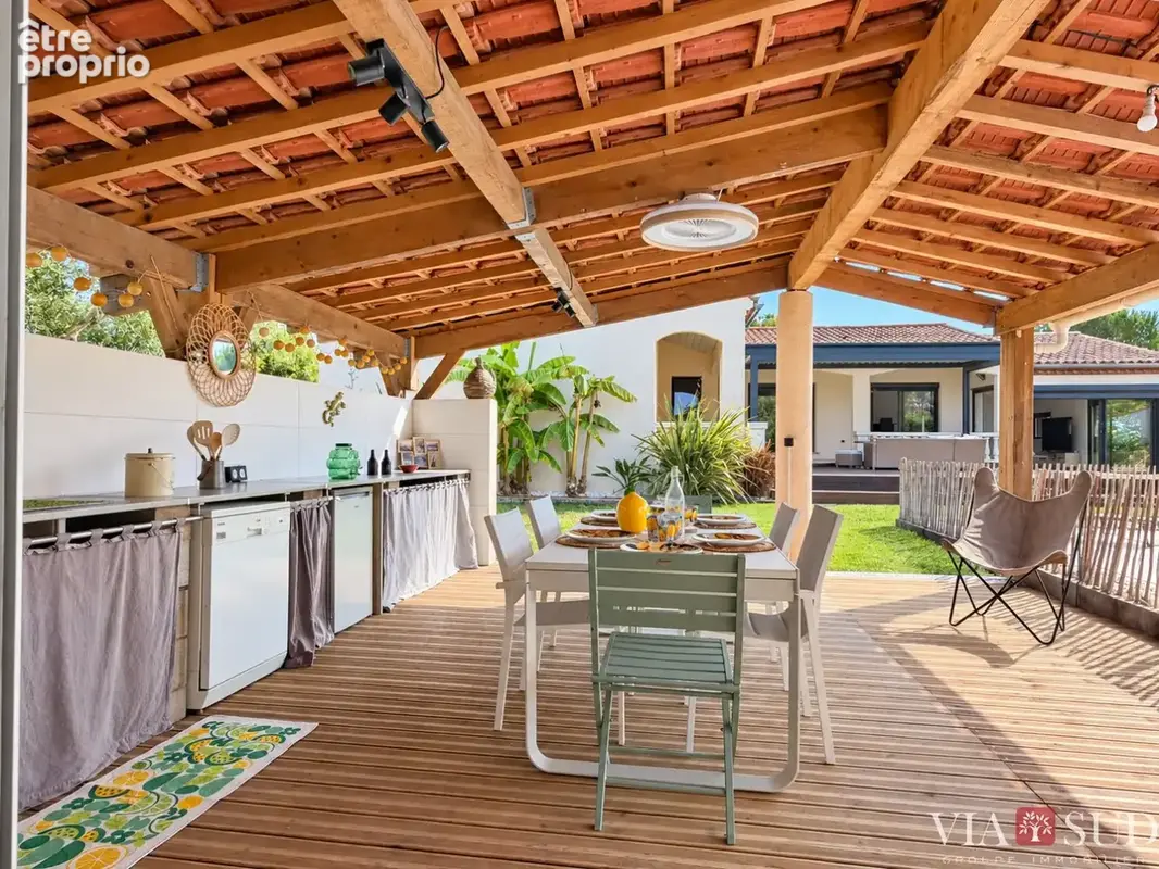 Lignan-sur-orb  une villa ouverte sur le jardin, pensée pour la vie en famille - photo 4