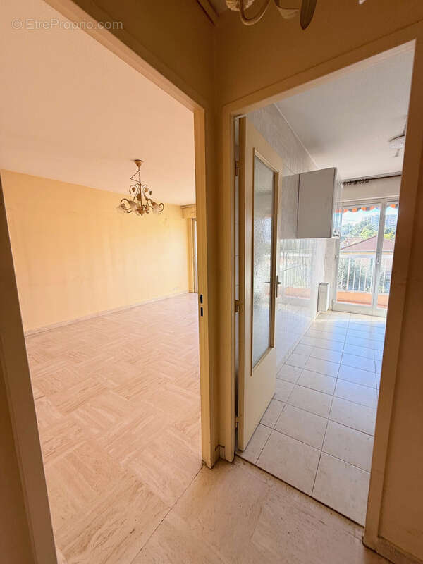 Appartement à LE CANNET