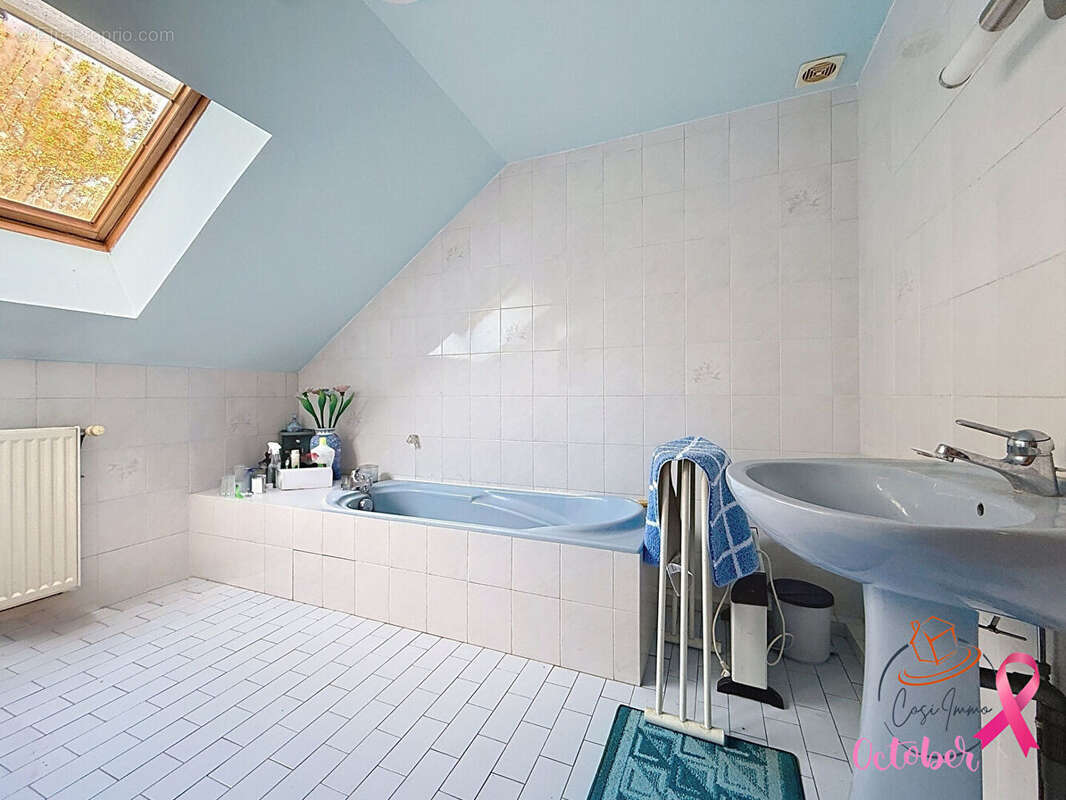 Maison à BELLEGARDE-SUR-VALSERINE