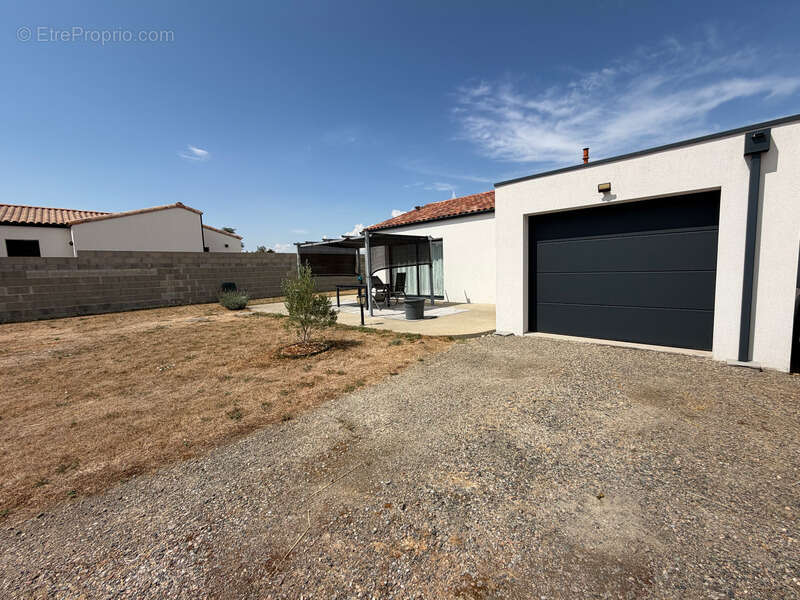 Les magnils reigniers (85400) - beugne l'abbe - villa plain pied 2020 grand confort 3 chambres sur 724m² - photo 14