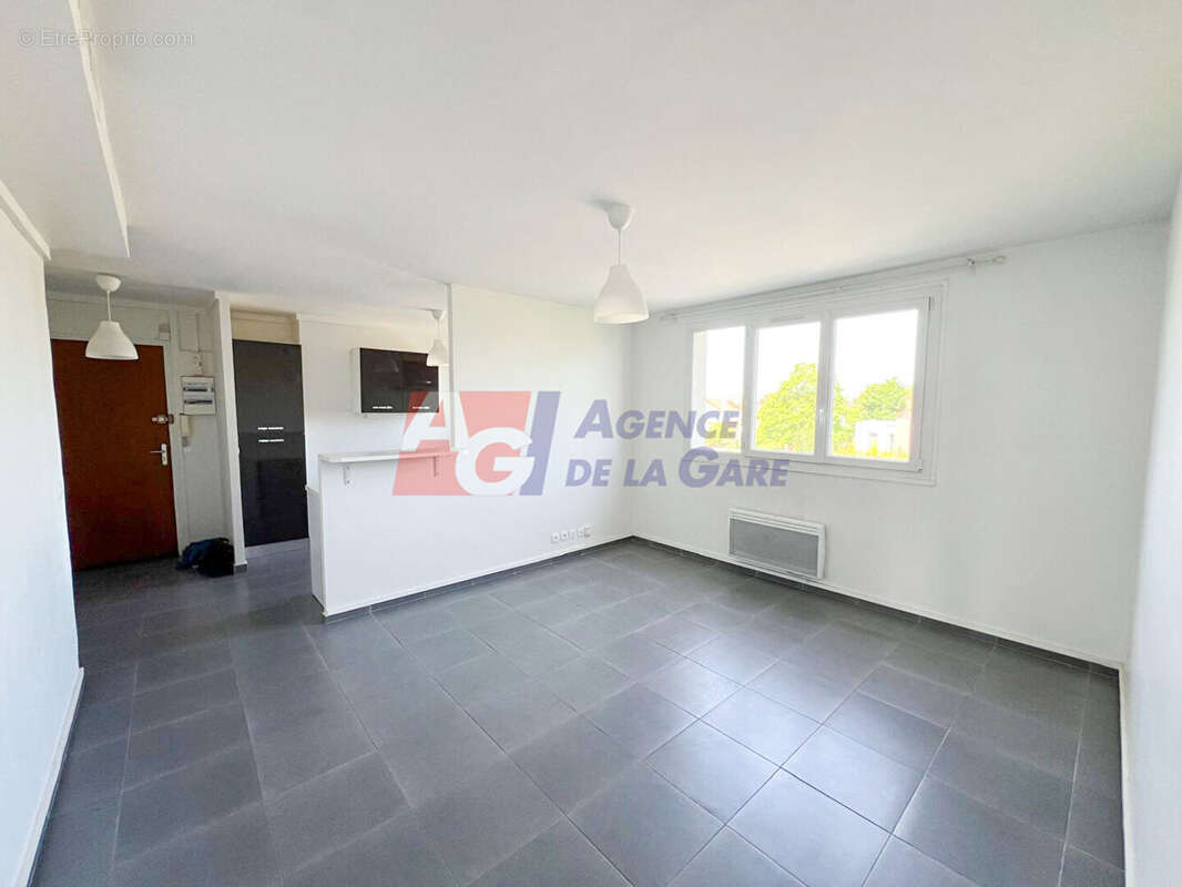 Appartement à HOUILLES